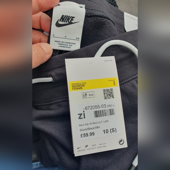 Nike NKct Ls F Ld99 Mesh joggers womens black 10s BNWT - Picture 7 of 10